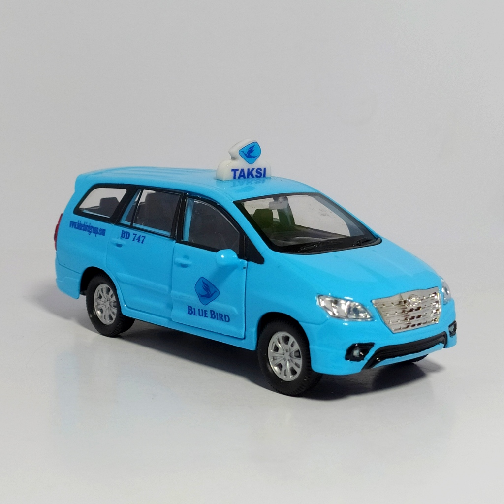 DIECAST SKALA 1:32 MINIATUR TOYOTA KIJANG INNOVA CUSTOM MOBIL TAKSI BLUEBIRD