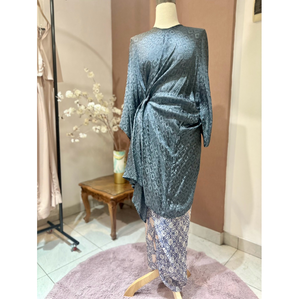 [SEWA] Set kebaya dolby batik mozalica