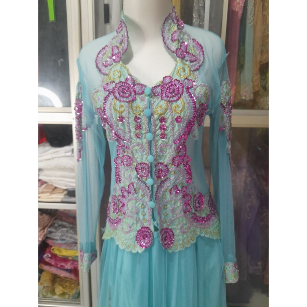 Preloved Kebaya Hijau Tosca