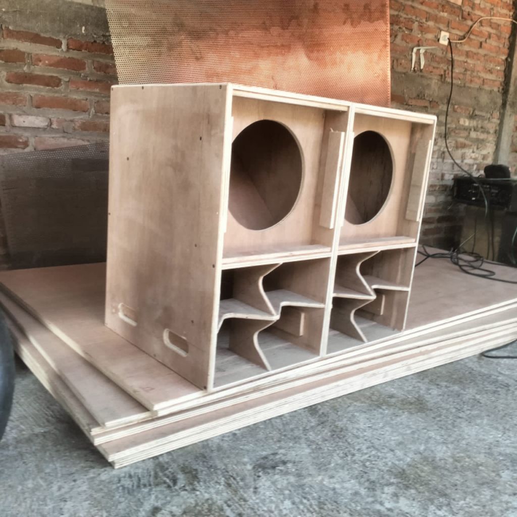 BOX SPEAKER 18 INCHI MODEL CBS NOGOSARI SUBWOOFER