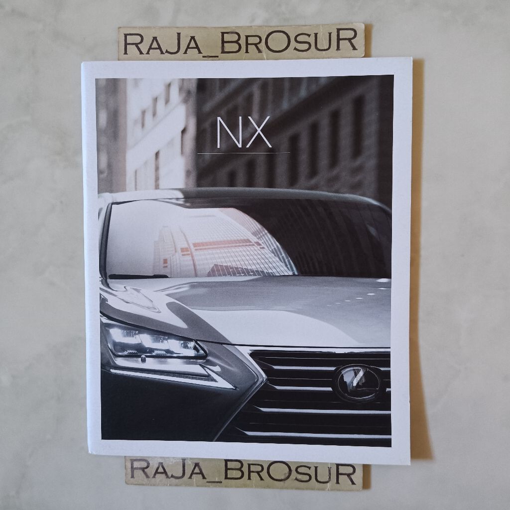 Poster brosur katalog booklet Lexus NX 200 NX200 T Luxury NX 200 NX200 T F Sport 2015