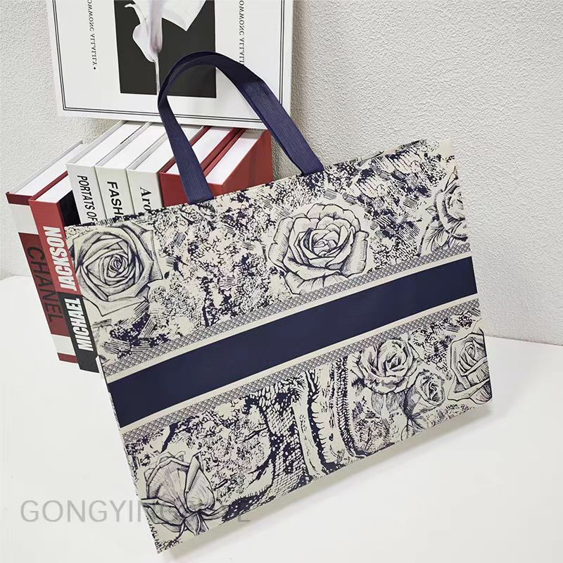 

Tas Jinjing - Tas Belanja - Tas Spunbond - Tas Souvenir - Tas Jinjing Wanita - Tas Lipat - Tas Kado - Kantong Belanja cocok untuk goodie bag