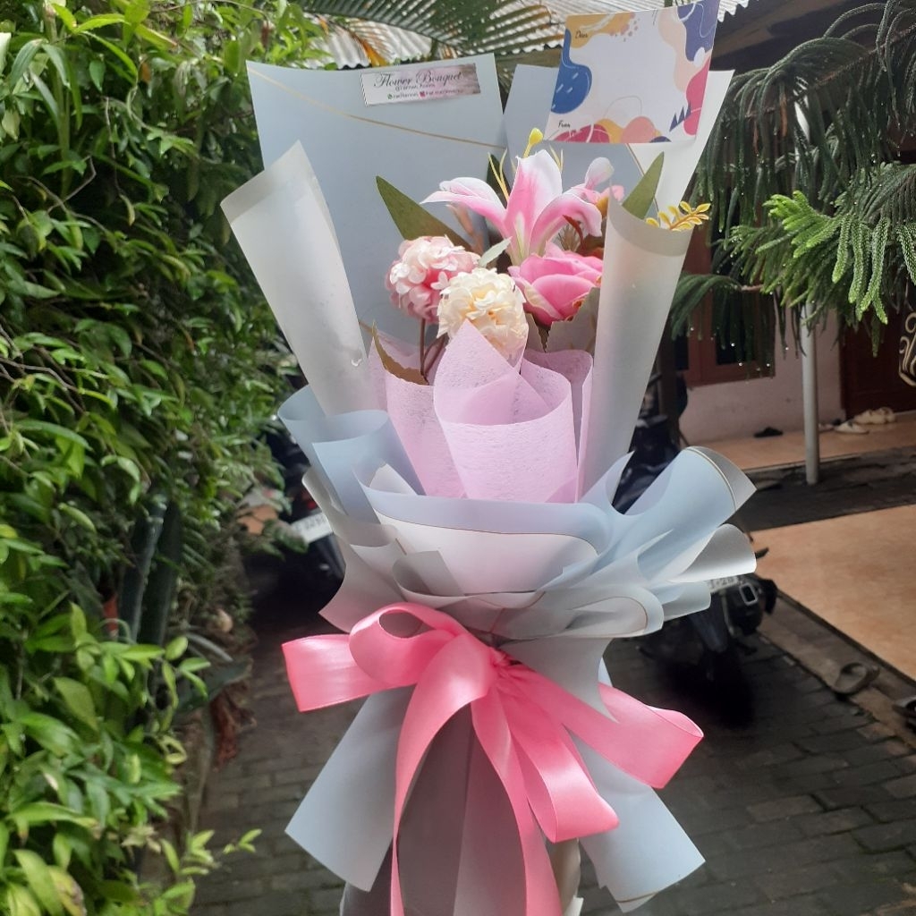 

Bouquet Flower