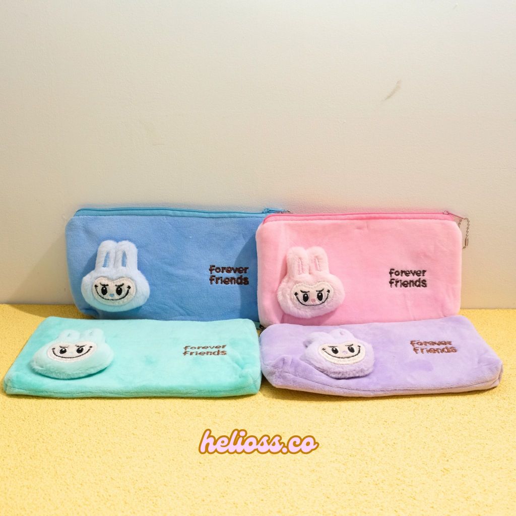 

KOTAK PENSIL BONEKA LABUBU FOREVER FRIEND TEMPAT PENSIL KOTAK PENSIL CASE ANAK MOTIF LABUBU BAHAN KAIN PREMIUM TERMURAH HELIOSS.CO