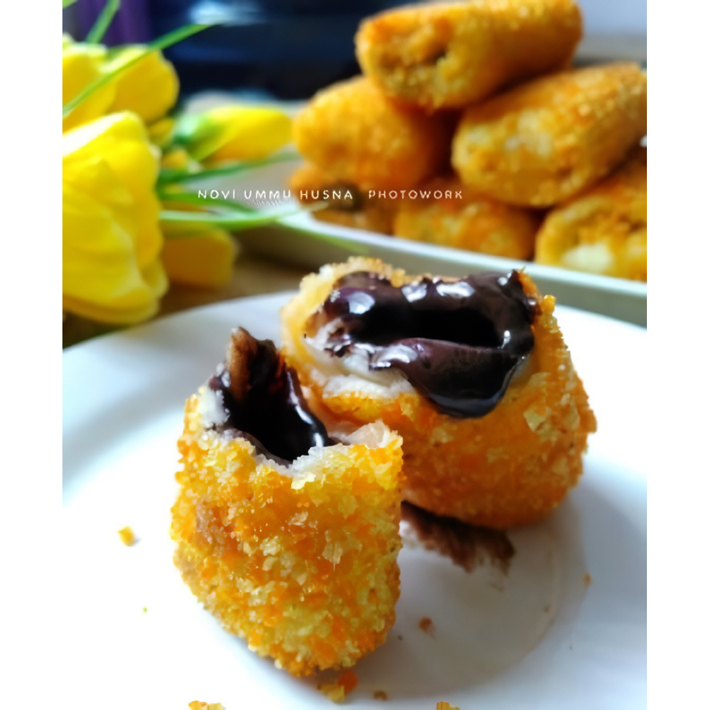 

RISOLES ISI COKELAT LUMER FROZEN