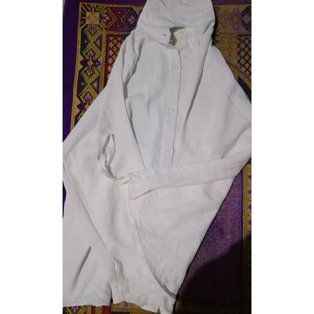 (PRELOVED) BLOUSE CRINKLE brand loewy