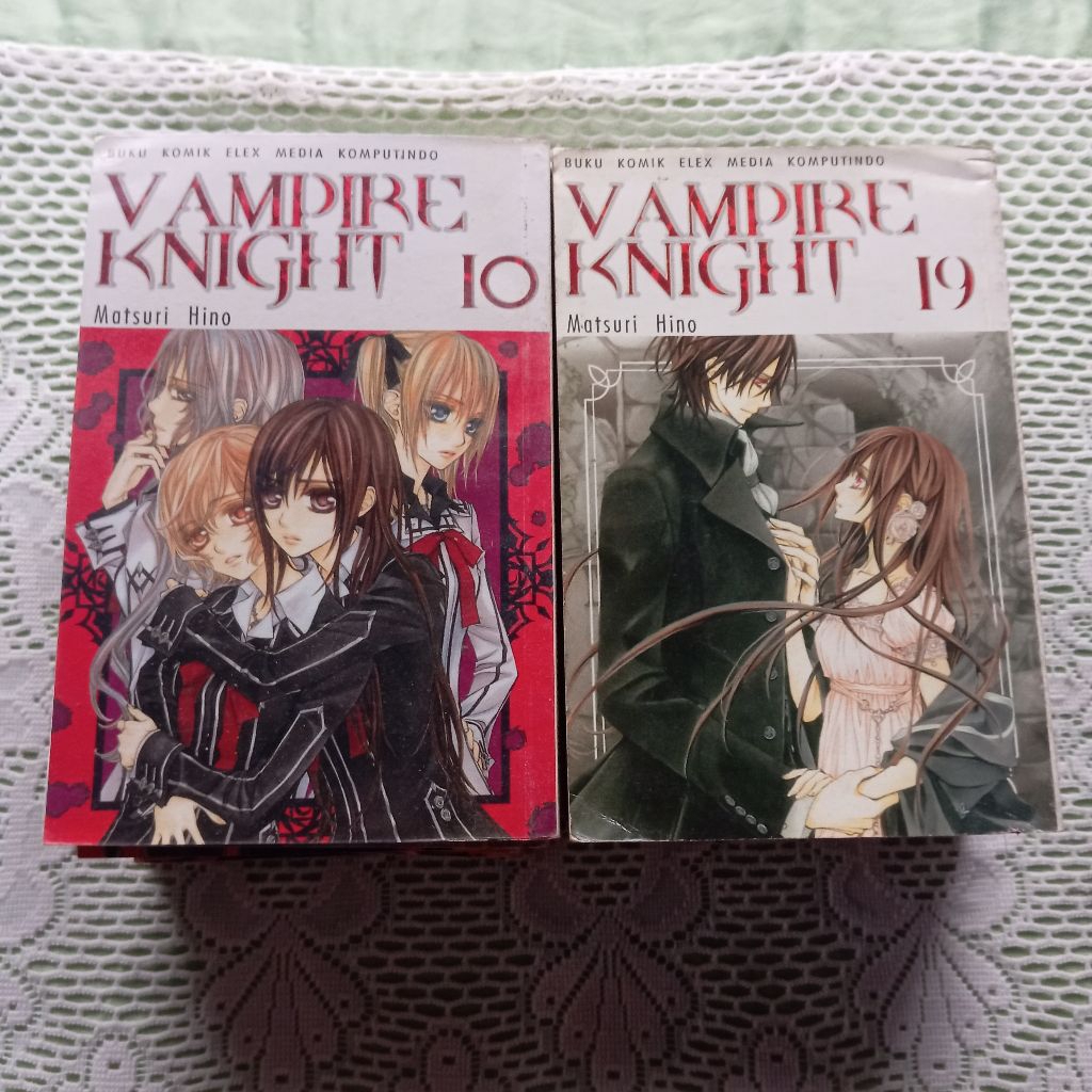 Komik Vampire Knight Vol. 1-19 end