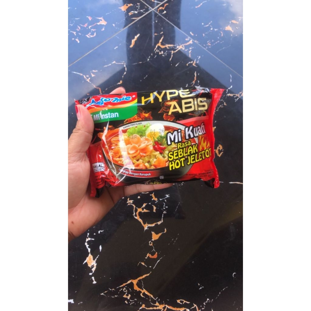 

INDOMIE HYPE ABIS MIE KUAH RASA SEBLAK HOT JELETOT