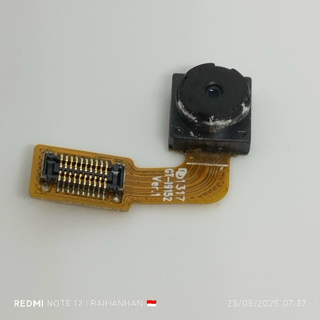Kamera Depan Samsung Galaxy Mega GT-19152