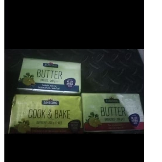 

BUTTER EMBORG MURAH KILOAN , KEMASAN KOTAK UTUH YAAA SESUAI FOTO .. RIJEK KEMASAN