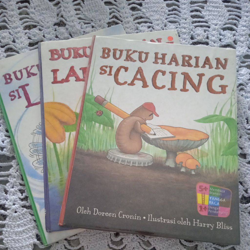 Paket Buku Harian Si Cacing, Lalat dan Laba-laba