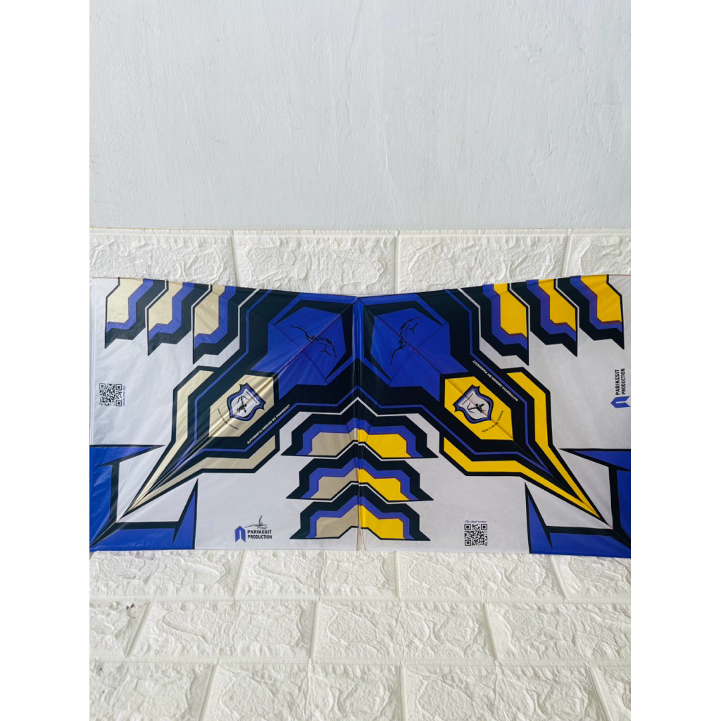 Layangan Sukhoi Parikesit 3 Warna by Parikesit Production Malang