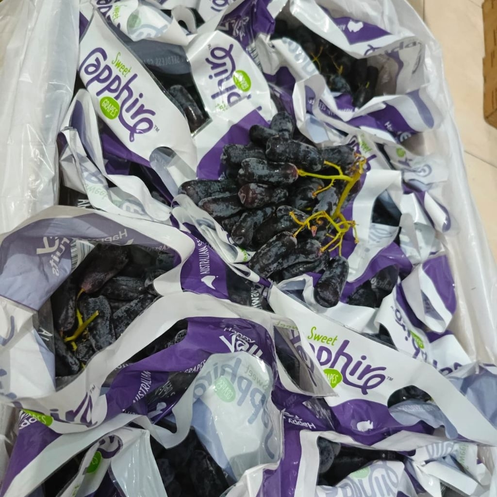 

Anggur saphier tanpa biji 1kg