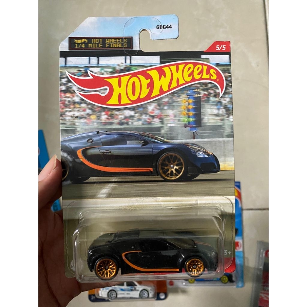 HotWheels Buggati Veyron 16.4
