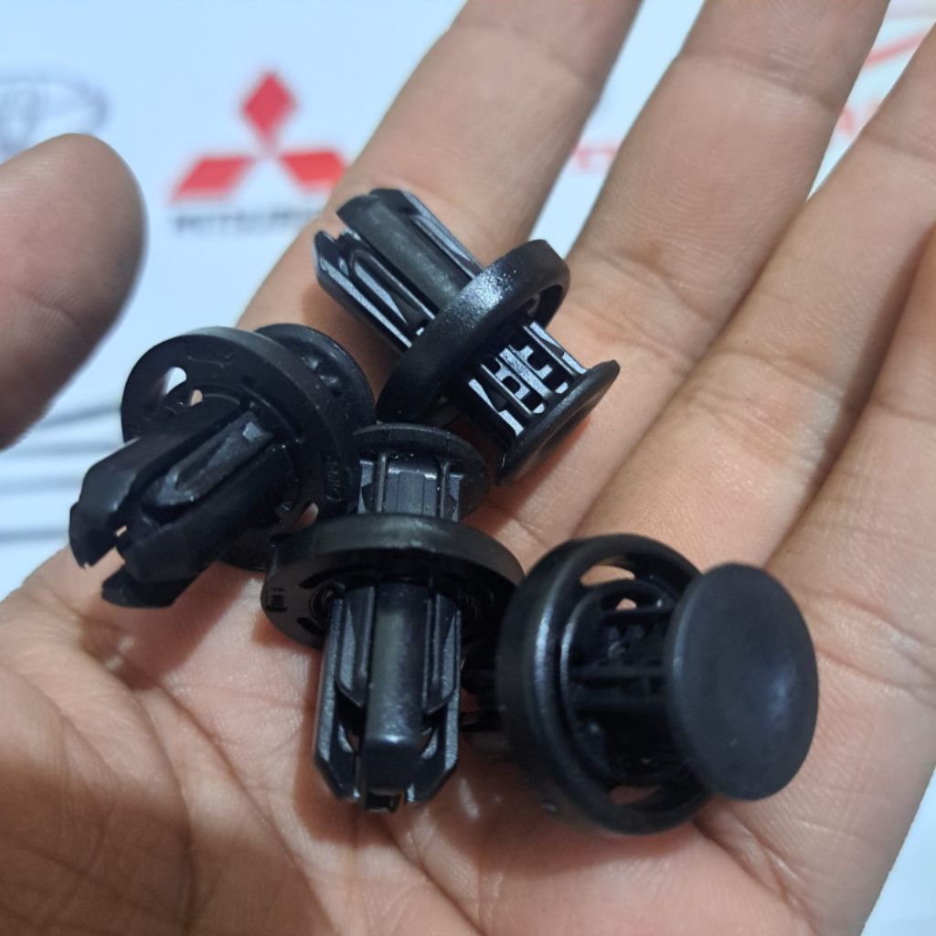 KLIP BUMPER HONDA JAZZ BRIO MOBILIO DLL ORI