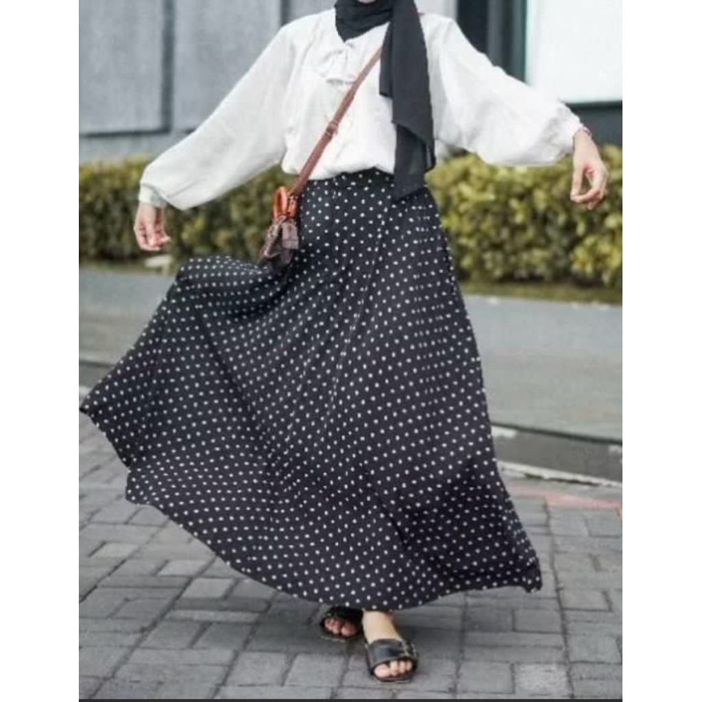 Rok Polkadot Hitam