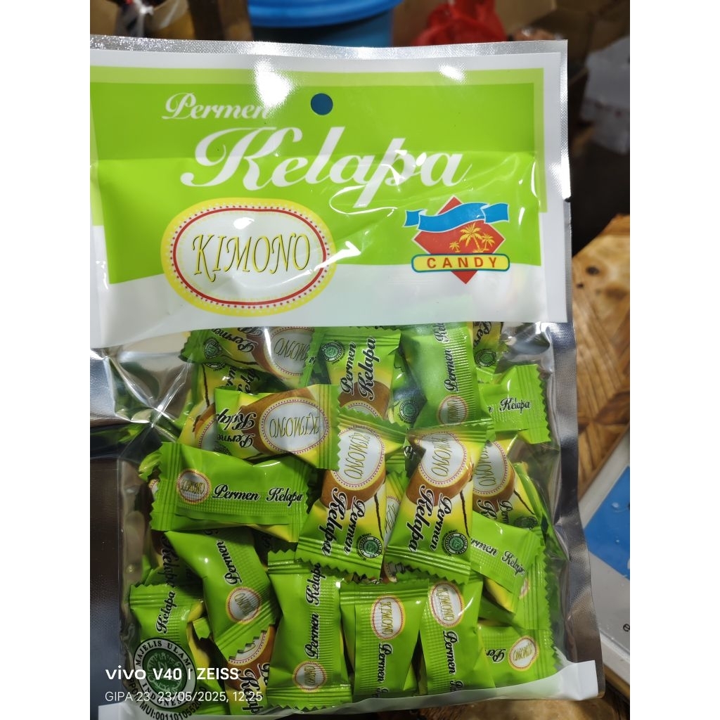 

Permen Kelapa / Kimono Candy / coconut candy