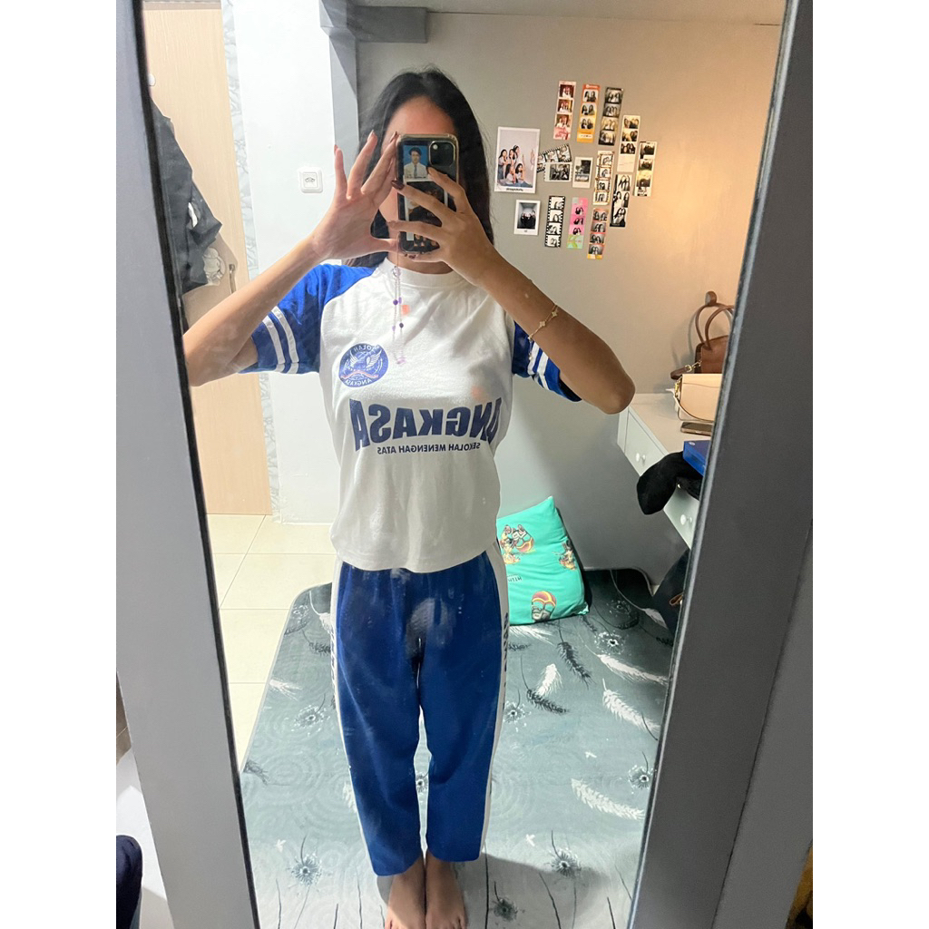 SERAGAM OLAHRAGA SMA