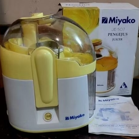 Pengejus - Juicer MIYAKO JE-507