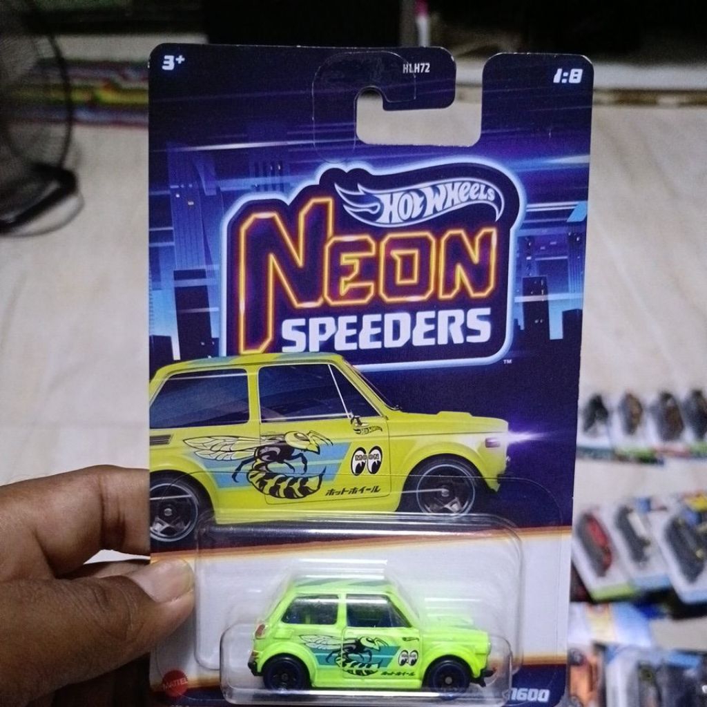 Custom 70 Honda n600