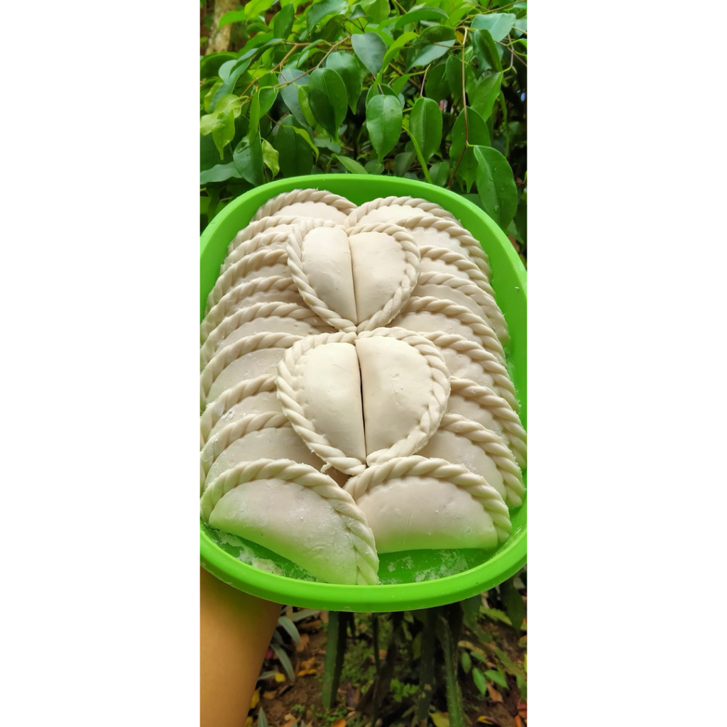 

cireng isi ayam suir pedas isi 5pcs