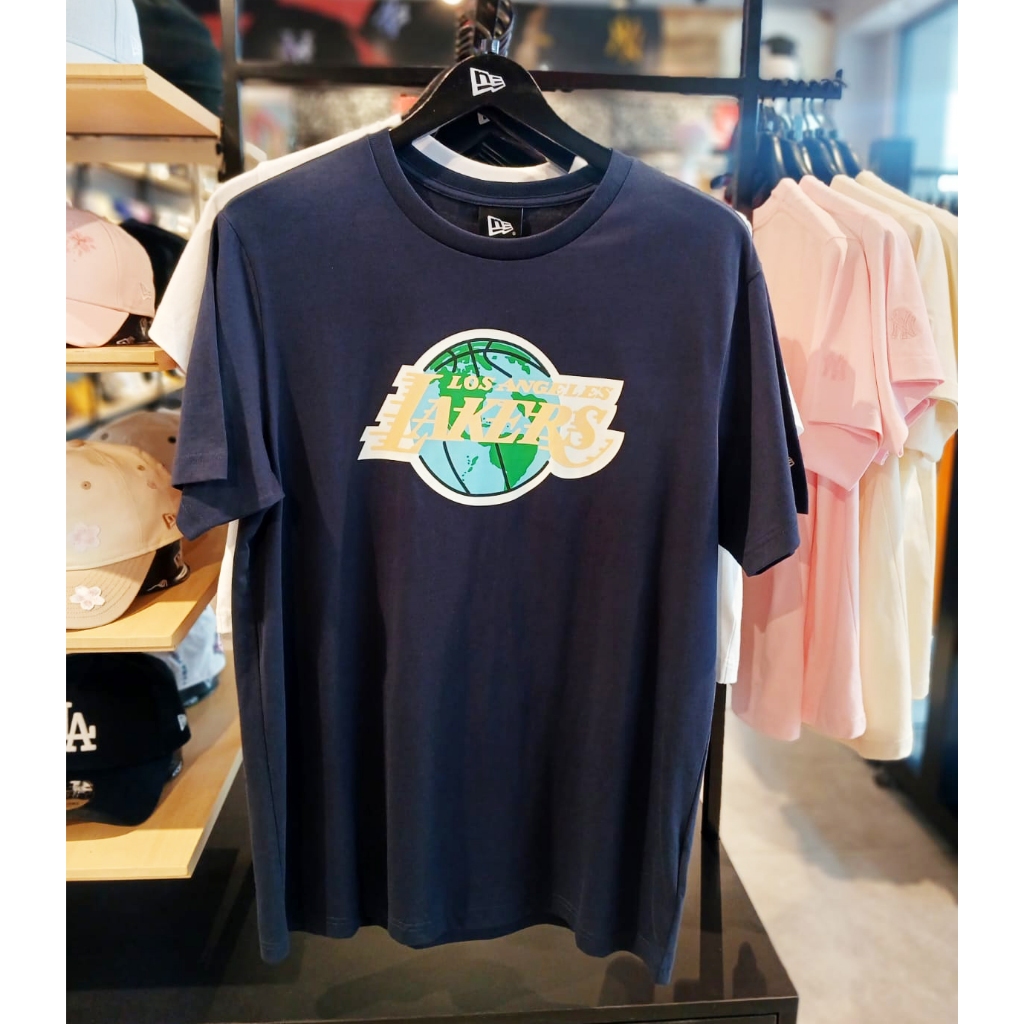 Kaos New Era Los Angeles Lakers NBA World Navy Short Sleeve T-Shirt