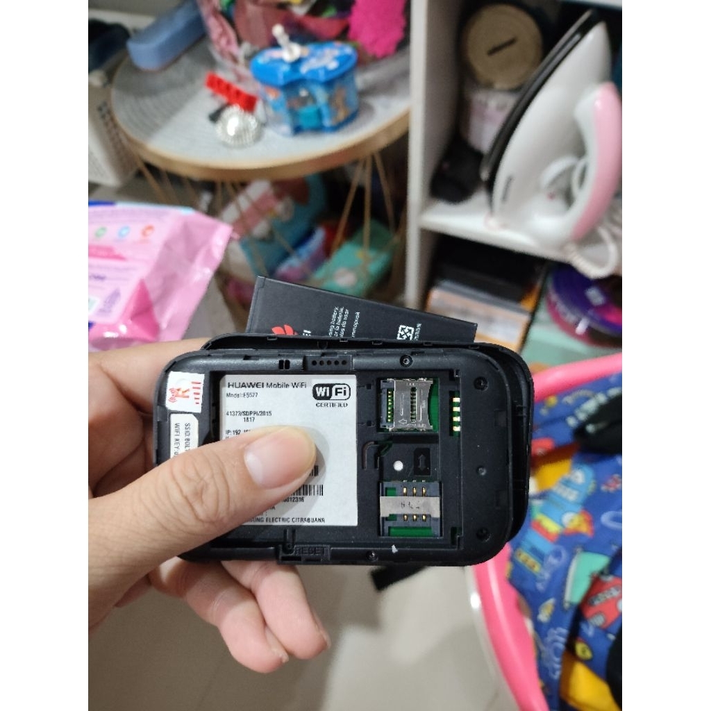 Modem BOLT MiFi Huawei E5577 bekas pakai, normal.