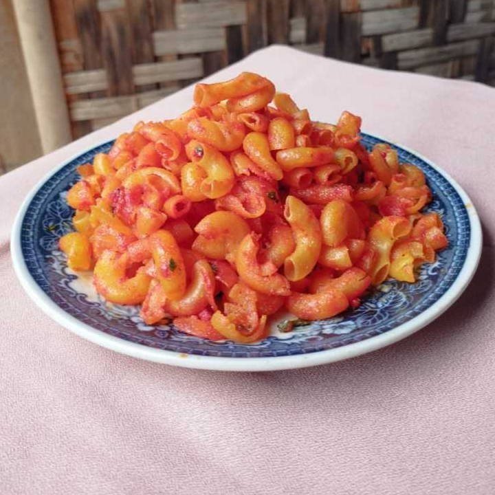 

Makaroni Goreng Cemilan Varian Rasa Pedas Badalo Kriuk Snack Original Tanpa Bahan Pengawet