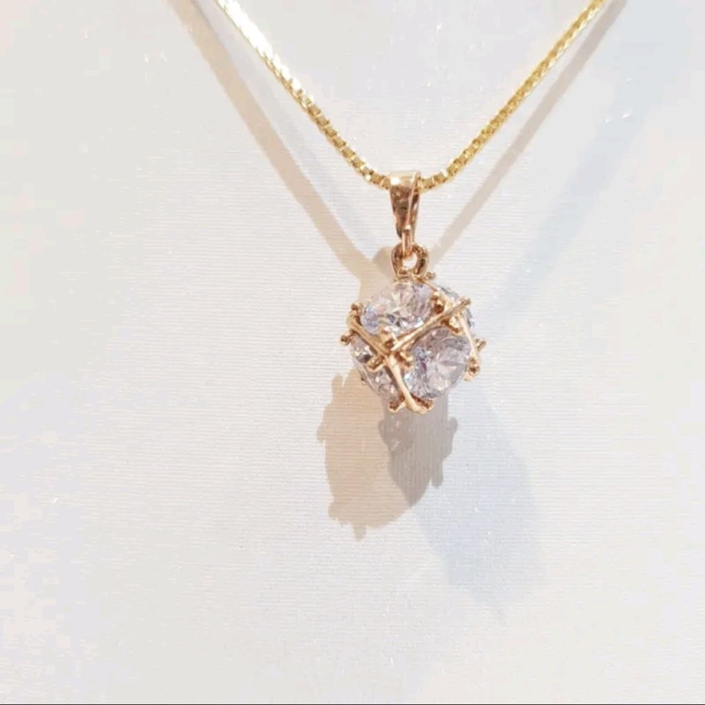 Xuping Liontin Mata Kubus 8mm New