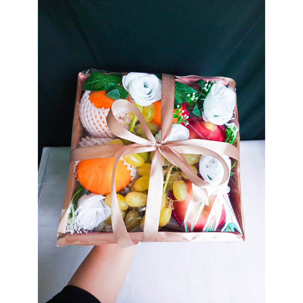 

PARCEL BANDUNG CIMAHI INSTAN DAY READY STOK PARCEL BUAH-BUAHAN DIHIAS BOX PAKET BUAH-BUAHAN CANTIK PARSEL PAKET