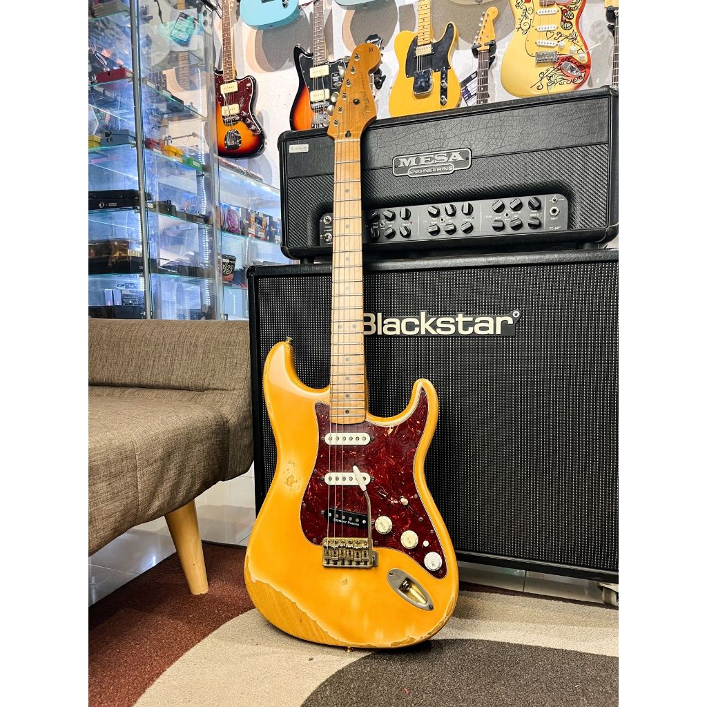 FENDER STRATOCASTER CLASSIC PLAYER DELUXE RELIC