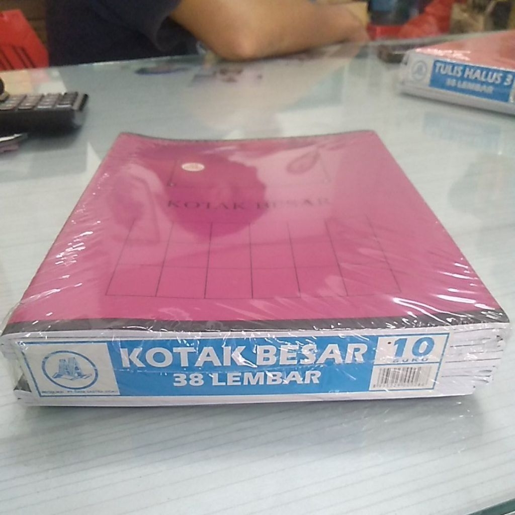 

Buku Kotak Besar