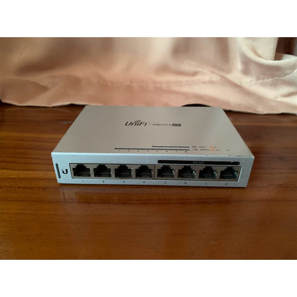 Switch hub unifi poe switch unifo bekas switch gigabit switch ubnt manageable