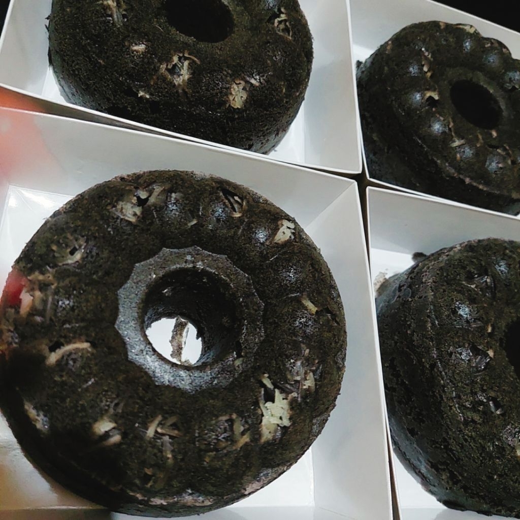 

bolu ketan hitam isi keju best seller