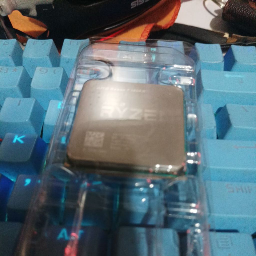 Ryzen 7 1800x am4 sekend