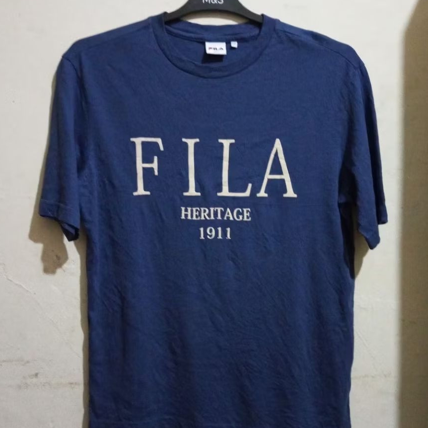 Kaos thripting brand FILA HERITAGE