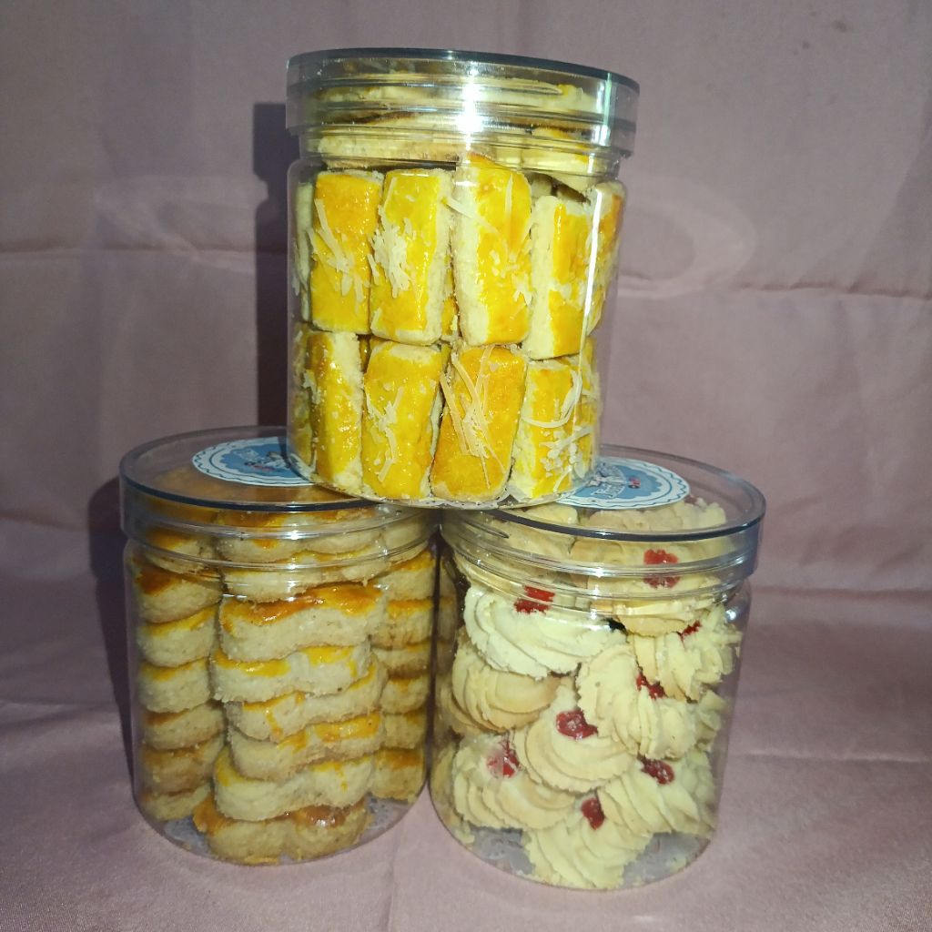 

3 Toples Kastengel, Kacang, Semprit