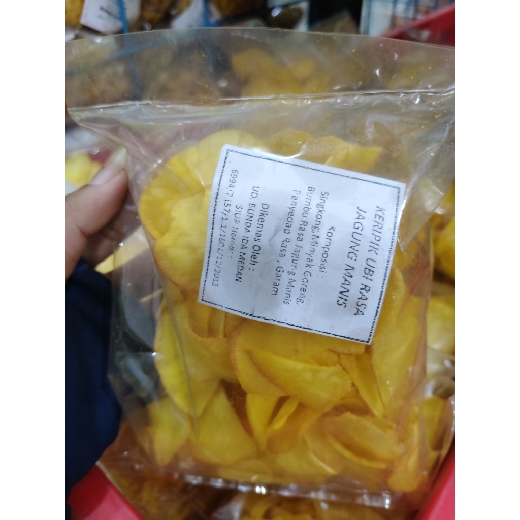 

keripik singkong jagung manis khas medan