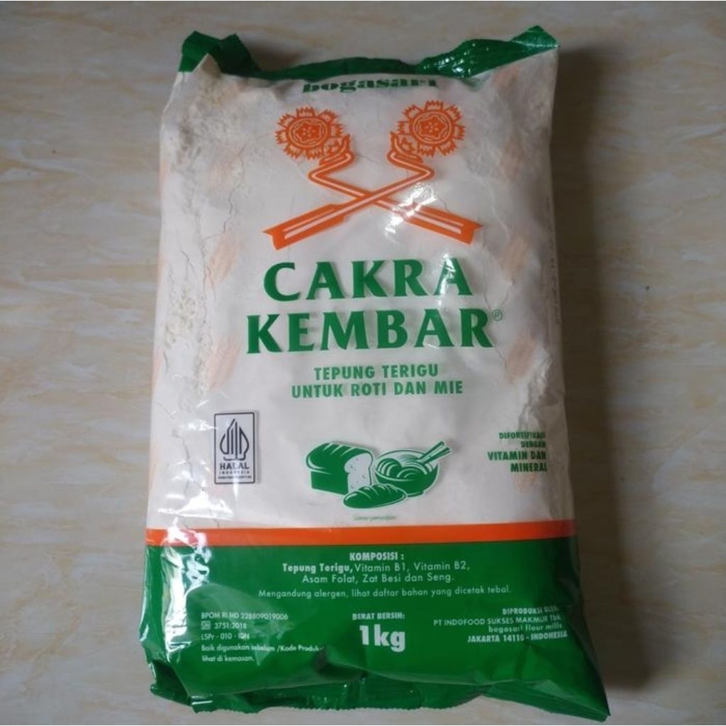 

Tepung Cakra Kembar Kemasan 1kg / 1000gr