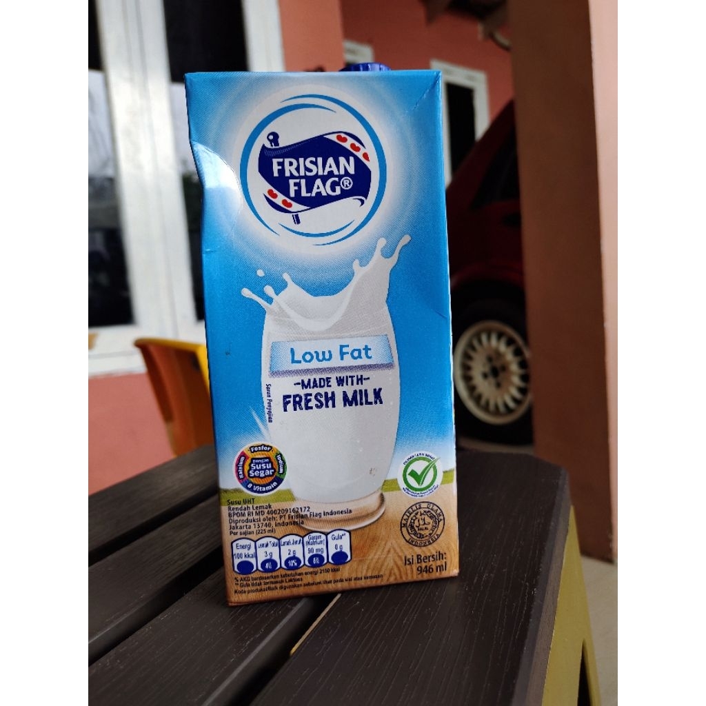 

Frisian flag susu uht 946ml