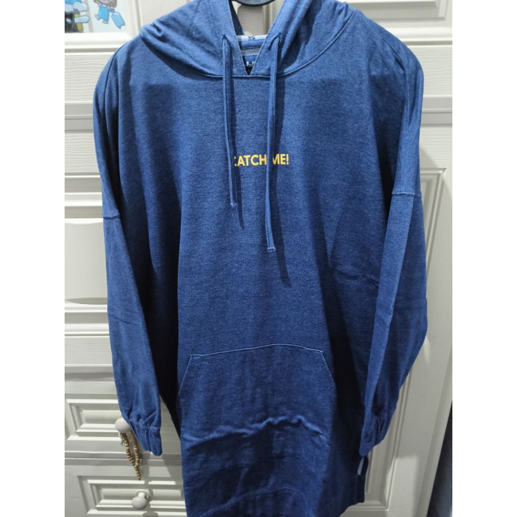 preloved switer Hoodie Tunik logo jeans