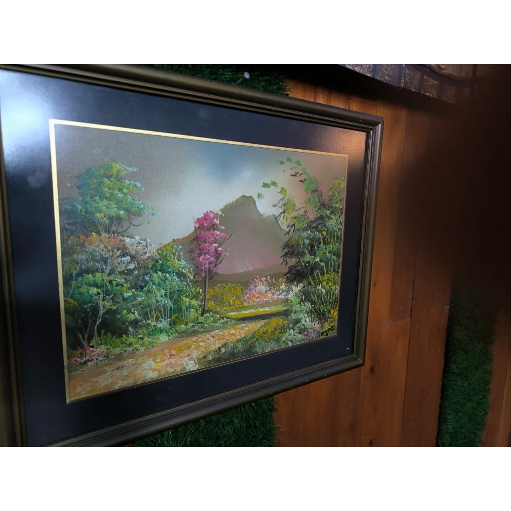 Lukisan Pemandangan Gunung Hutan