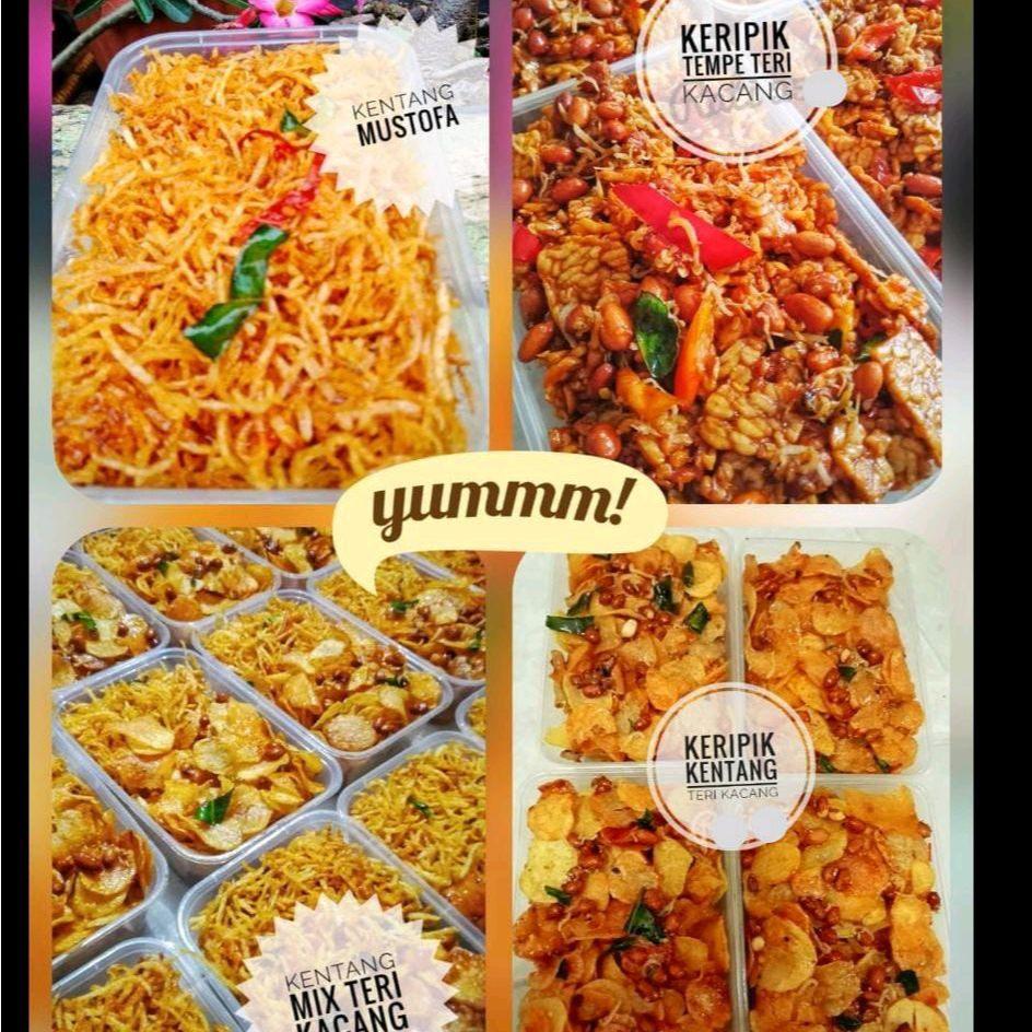 

Kentang Mustofa Pedas Manis 190gr Cemilan Kering Premium Tanpa Pewarna & Pengawet Enak Renyah Cocok Sebagai Teman Makan atau Lauk
