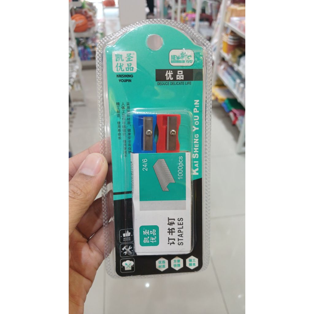 

Serutan pensil isi 2 dan isi steples isi 100pcs