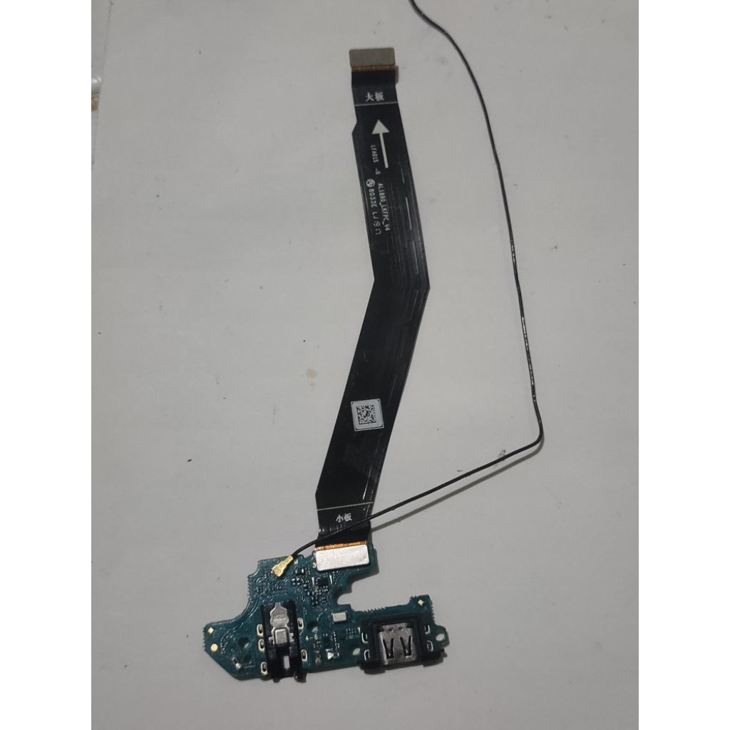 papan cas flexible kabel antena realme c2 ori copotan