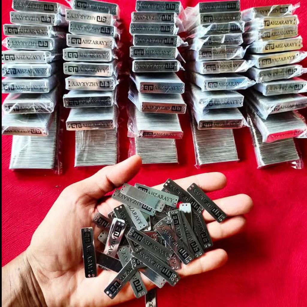 

Label plat stenlis/kuningan