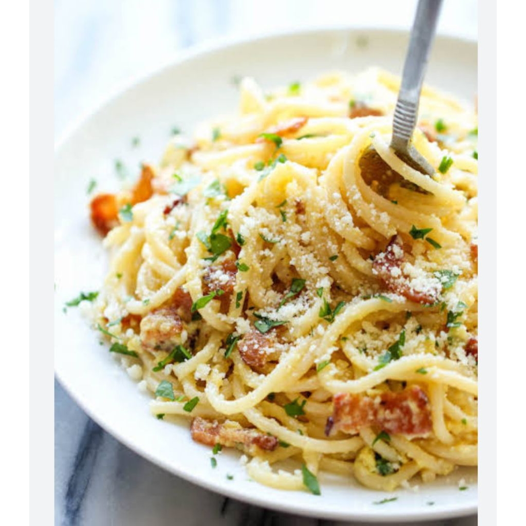 

SPAGHETTI CARBONARA with Sosis Cocktail