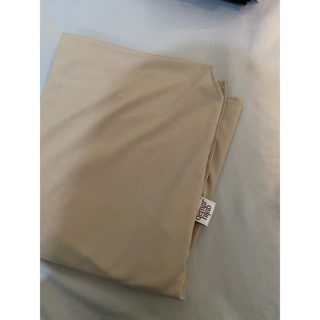 preloved pashmina inner oval demar hijab