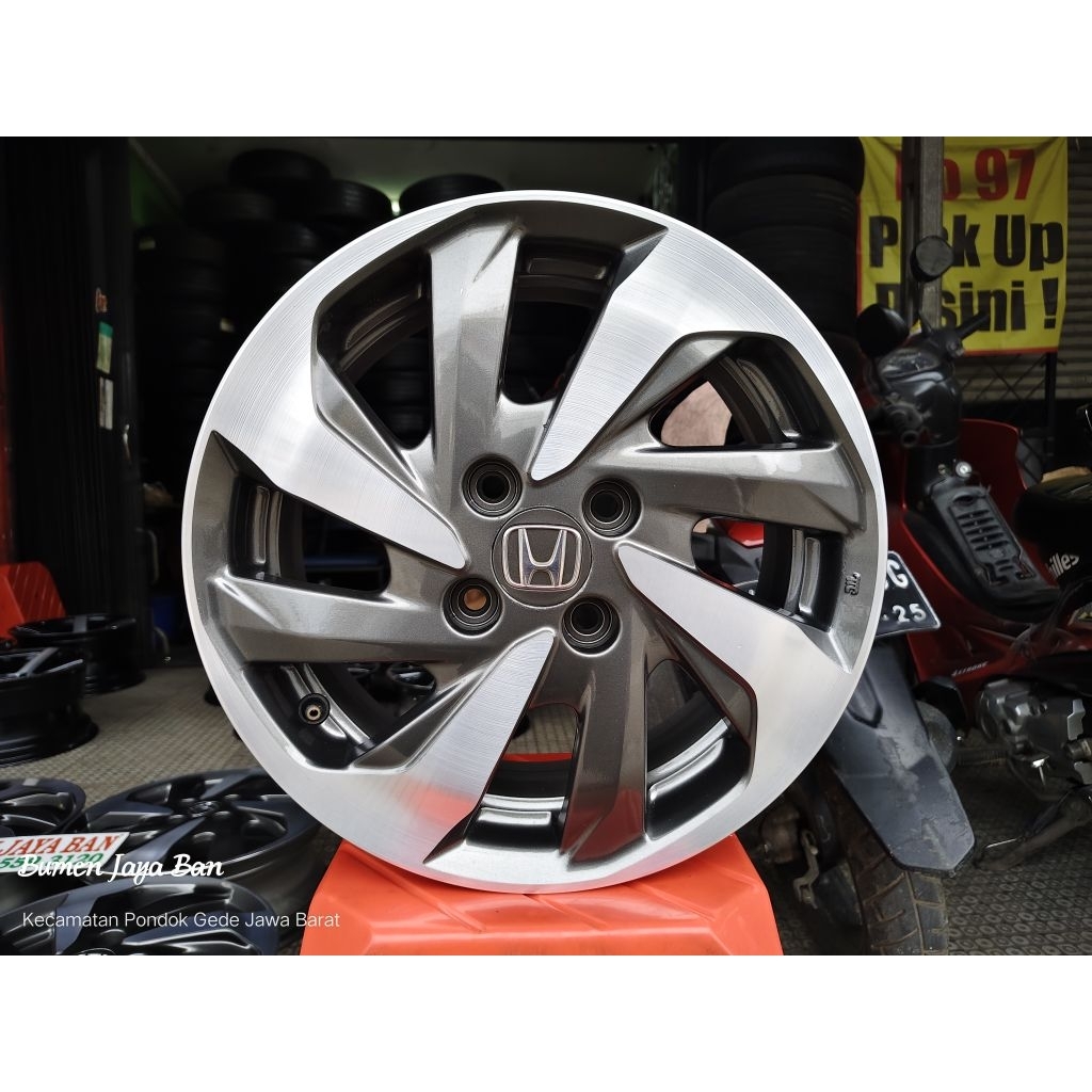 velg oem Honda Mobilio R15