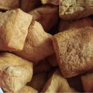 

Tahu Pong sumedang / gejrot 10pcs